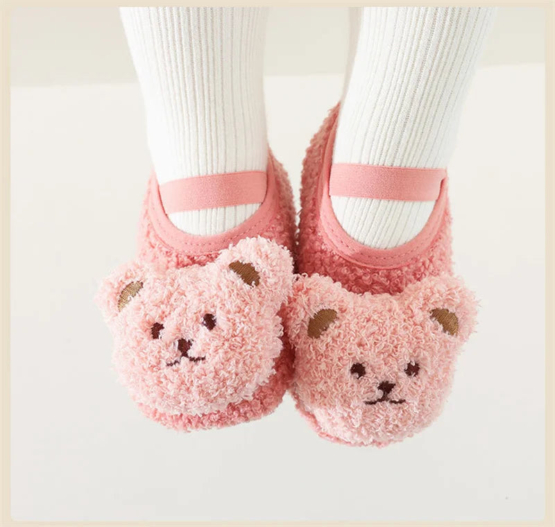 Non-Slip Baby Sock Shoes - Fuzzy Bear