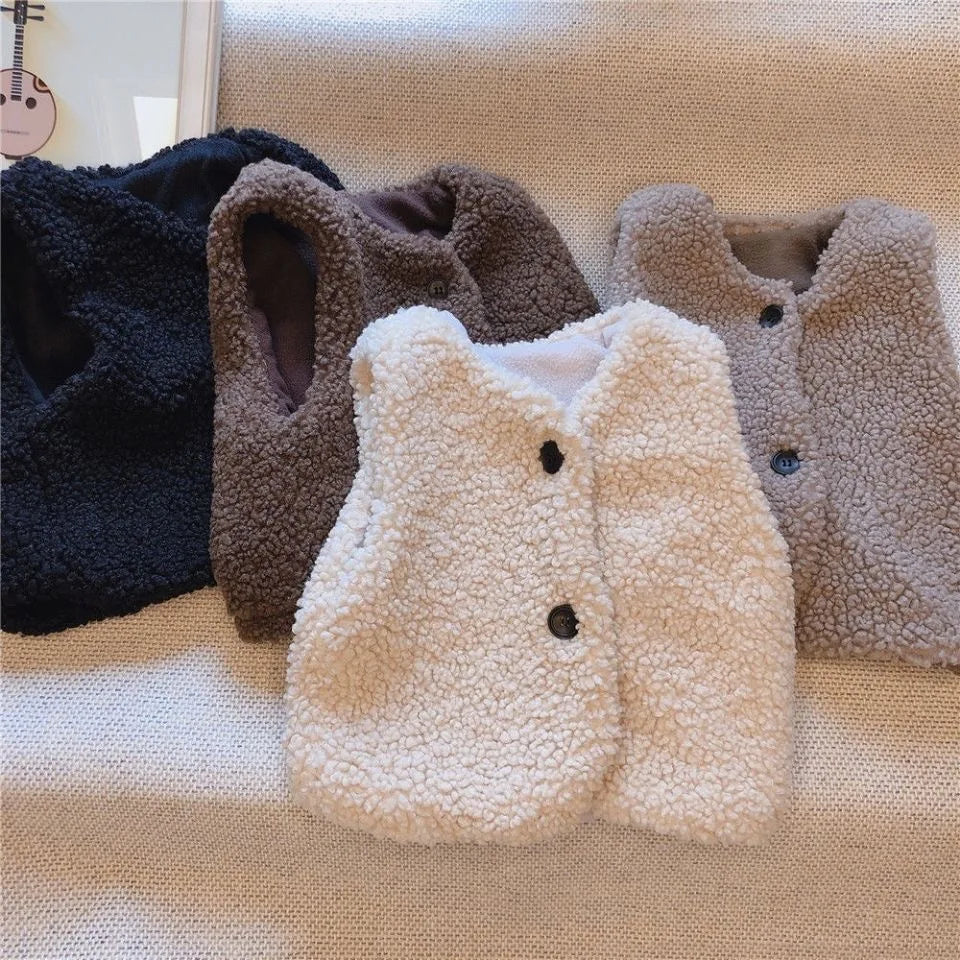 Faux shearling vest | cream