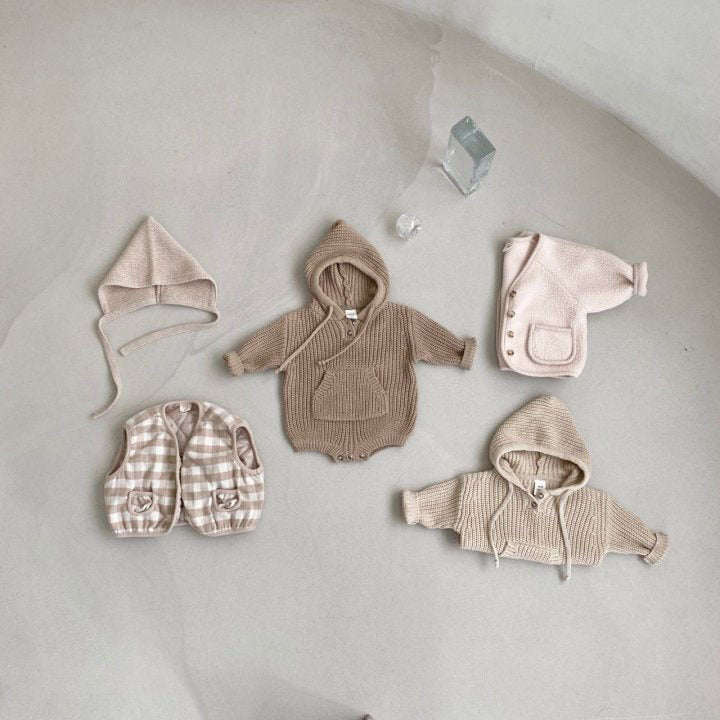 SWEATER WITH HOOD BODY