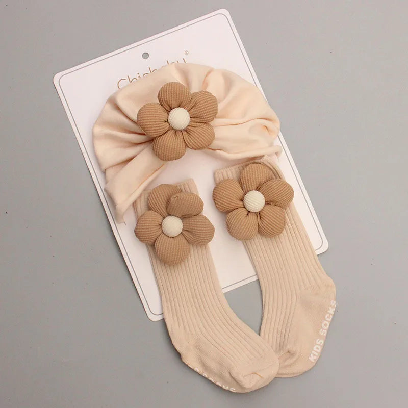 FLOWER HAT &amp; SOCK SET