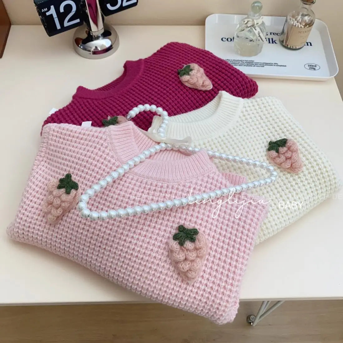 STRAWBERRY PULLOVER